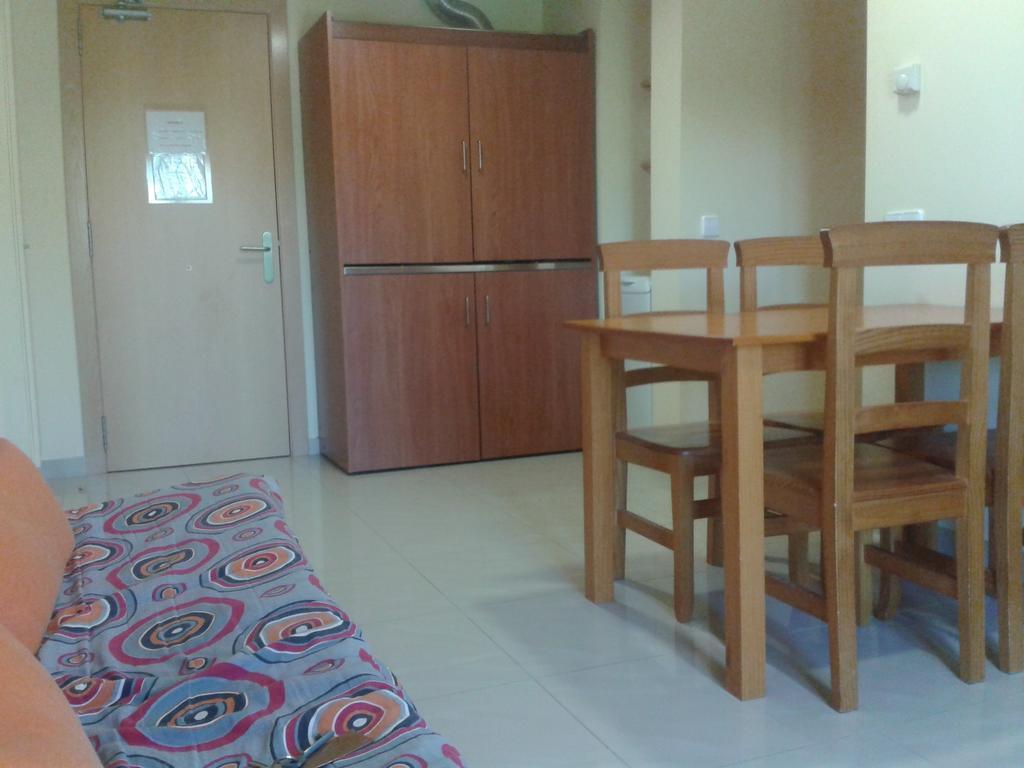 Apartamentos Fonda Finet Sant Feliu De Pallerols Bilik gambar